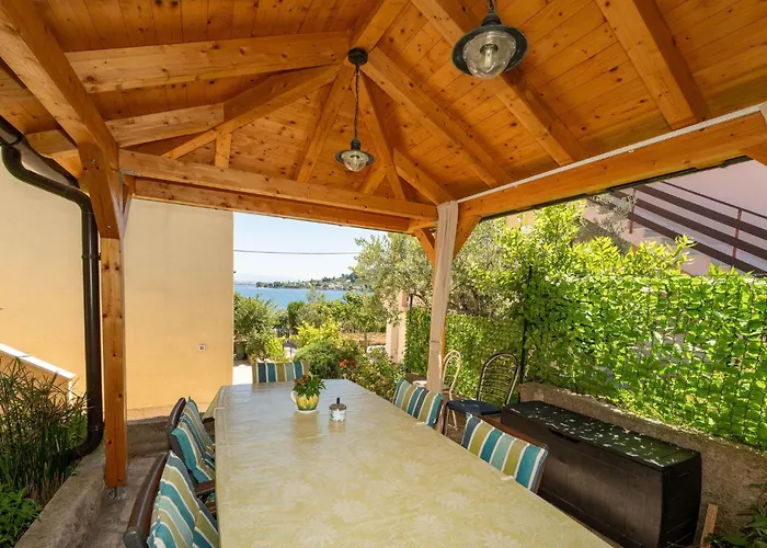 Апартаменты By The Sea And With Beautiful View, 2 Bedrooms, 4 Persons