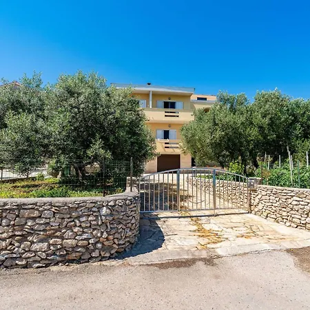 By The Sea And With Beautiful View, 2 Bedrooms, 4 Persons