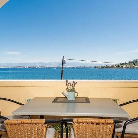By The Sea And With Beautiful View, 2 Bedrooms, 4 Persons Apartment Kali