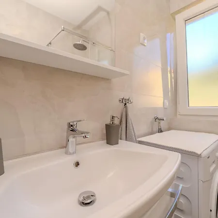 By The Sea And With Beautiful View, 2 Bedrooms, 4 Persons Kali