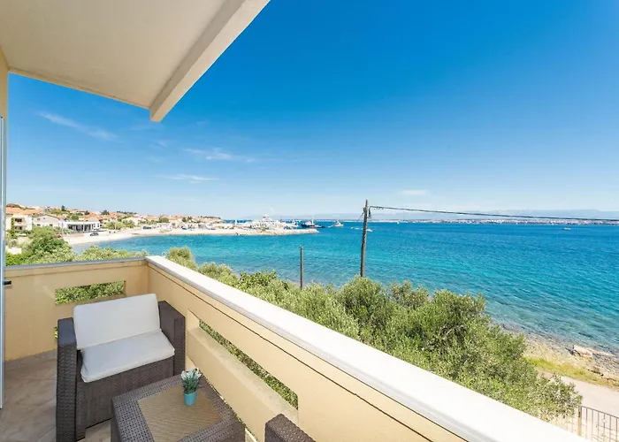 By The Sea And With Beautiful View, 2 Bedrooms, 4 Persons * Kali
