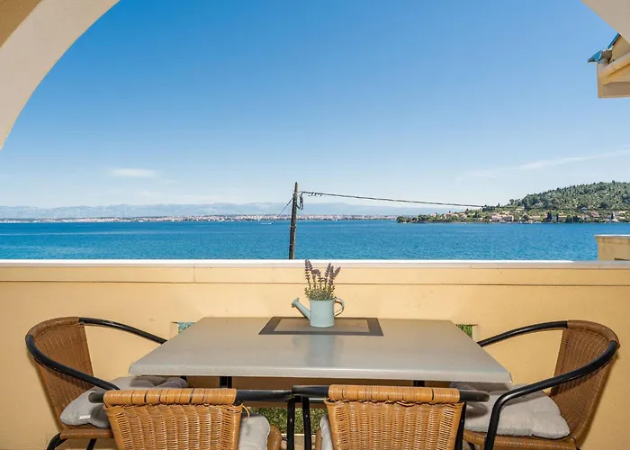 By The Sea And With Beautiful View, 2 Bedrooms, 4 Persons Appartement Kali